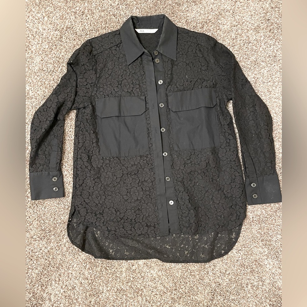 ZARA WOMENS black lace long sleeve button down blouse, size M
